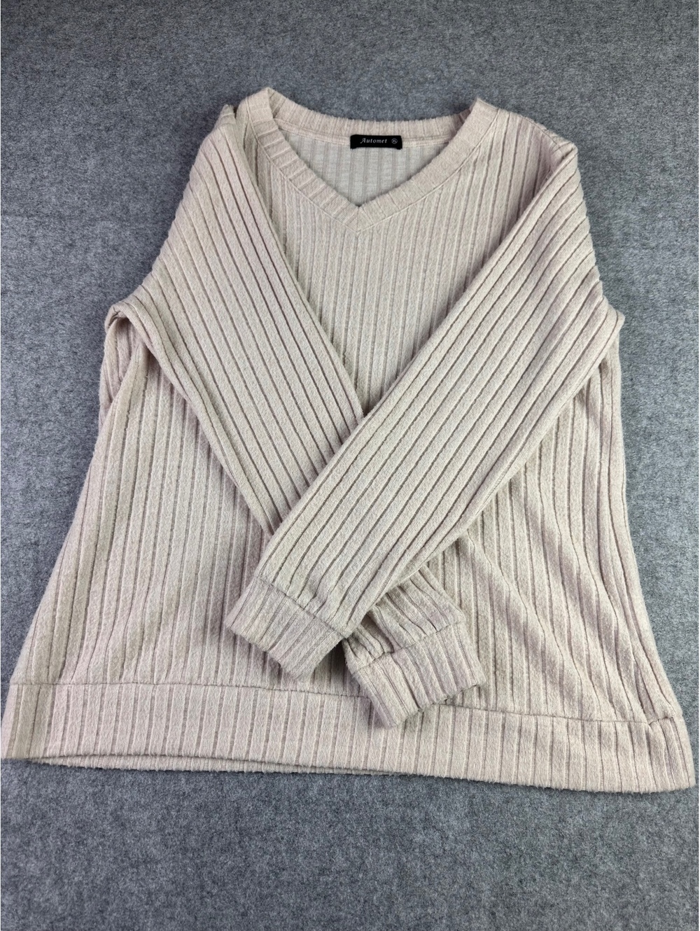 Automet XL Beige Ribbed V-Neck Pullover Sweater